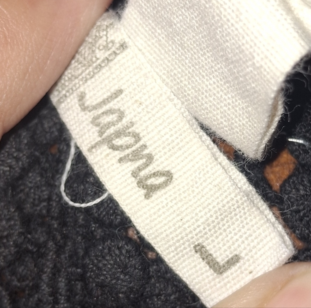 Stylish Black Tank Top- W Sz Large - Picture 9 of 9